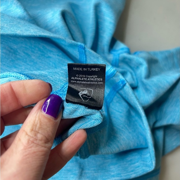 Alphalete Revival Shorts Cayman Blue Size Large EUC!! - Picture 4 of 4